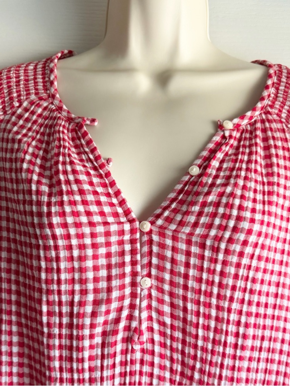 Old Navy Gingham Smocked Shoulder Poet Blouse - Picture 3 of 10